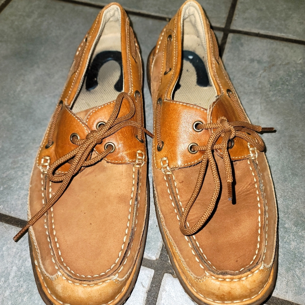 Nunn Bush broke in comfortable dress shoes